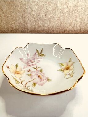 VTG 1980s Collection Paris Porcelain Dish Made in France Daylily Mallow Flowers